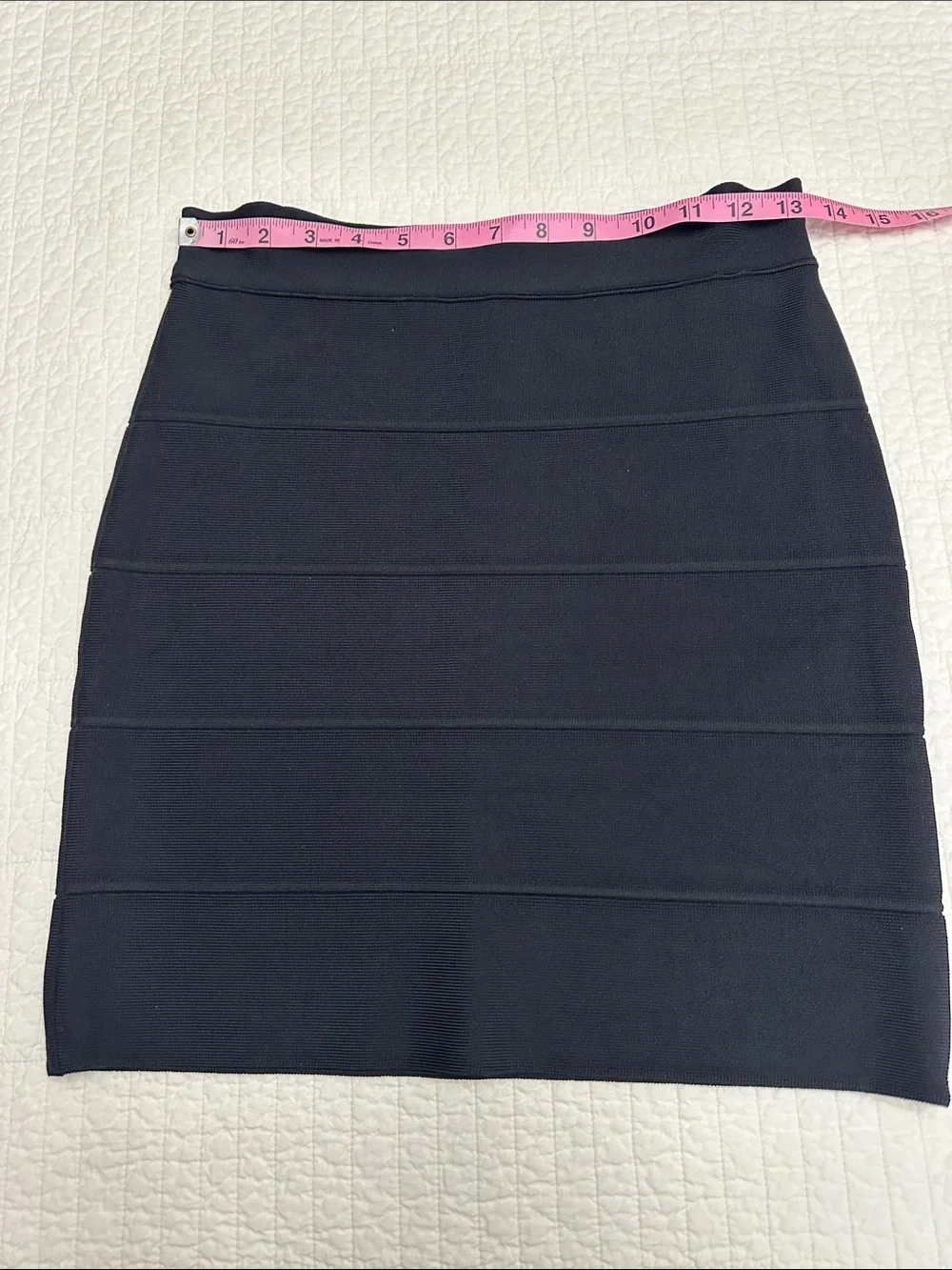 BCBG Black Bandage Skirt Medium Like New